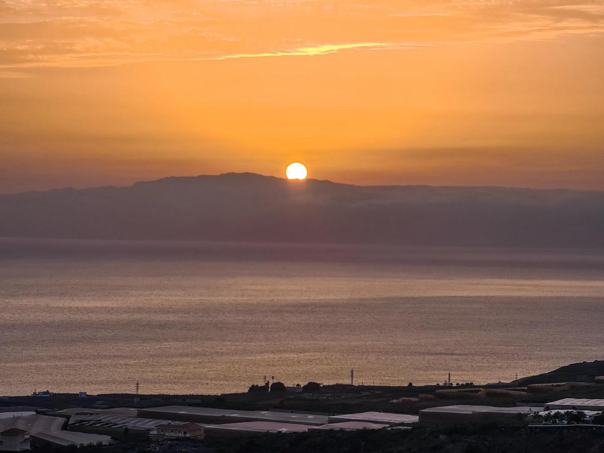 Oceanview Boutique House, 125 Sqm, Parking, Sunset Rooftop Costa Adeje  Exterior foto